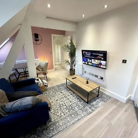 Warm And Modern Apartment, Super * Leeds (West Yorkshire)