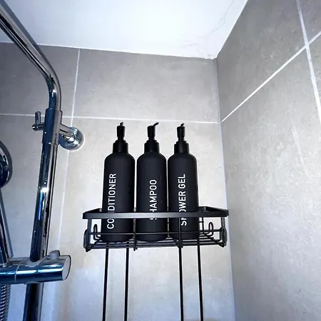Apartment Warm And Modern Apartment, Super Leeds (West Yorkshire)