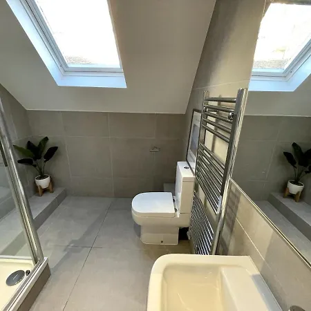 Apartmán Warm And Modern Apartment, Super *